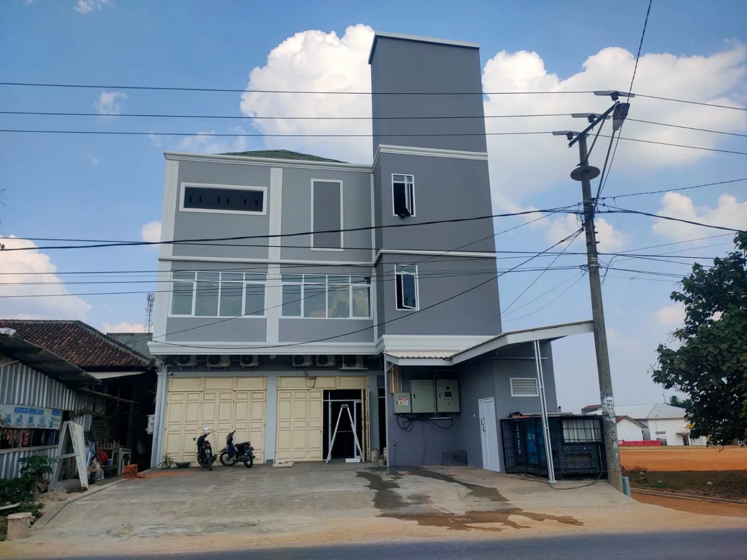 Image 1